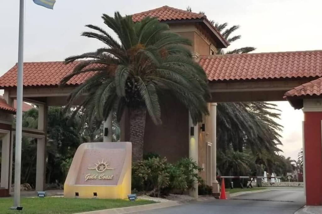 Luxurious 3 Bedroom House In Gold Coast Palm Beach Eksteriør bilde